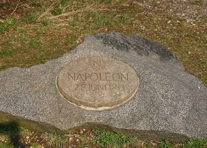 „zum Napoleonstein“ شقة